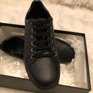 Gucci sneakers